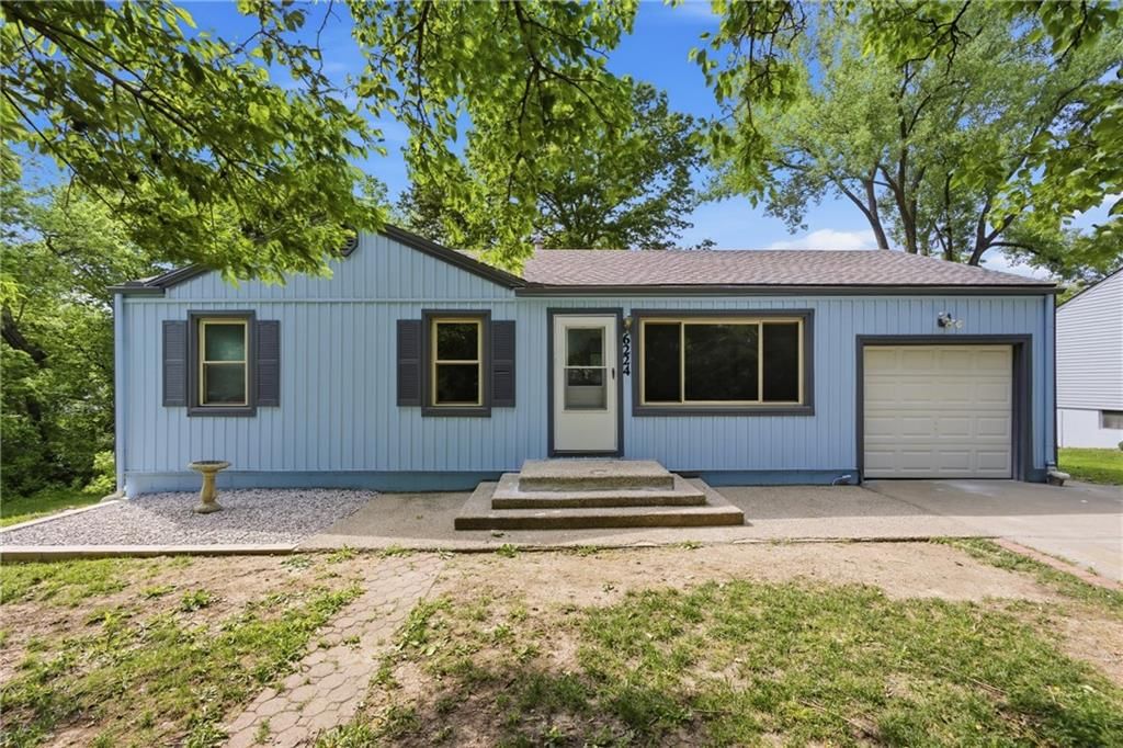 6224 Longwood Avenue — photo 10