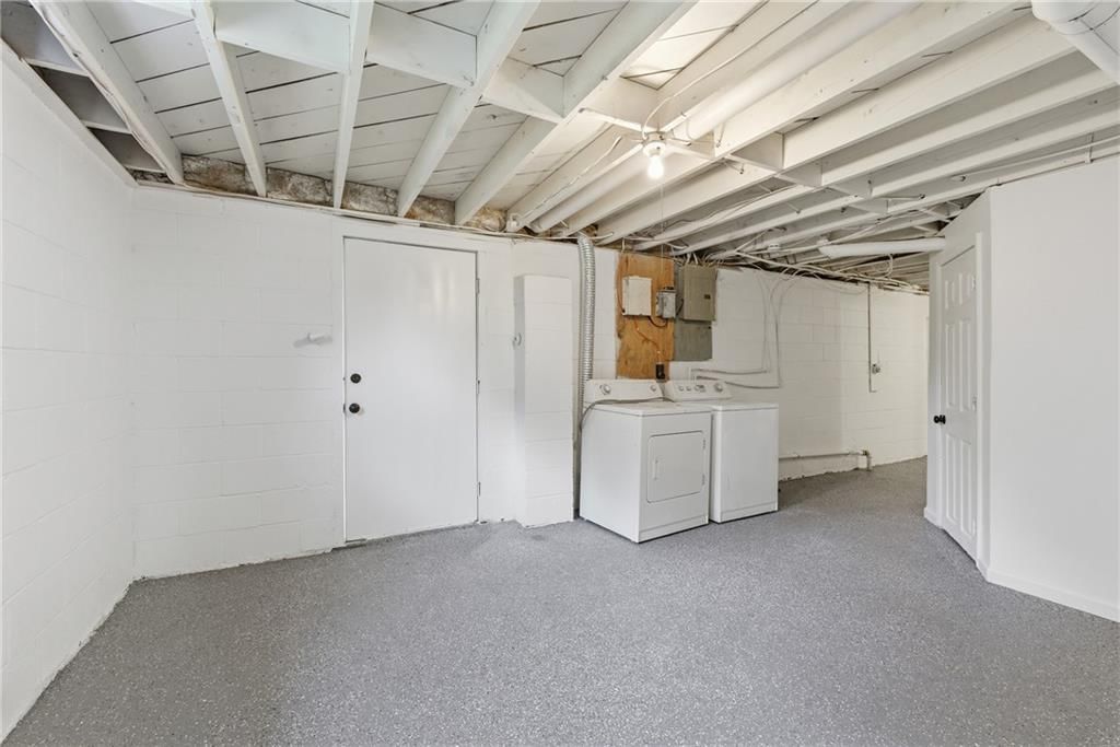 6224 Longwood Avenue — photo 31