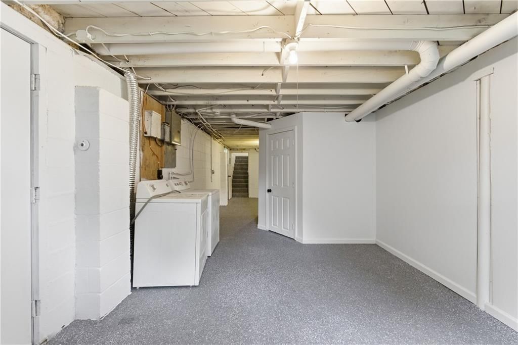 6224 Longwood Avenue — photo 32