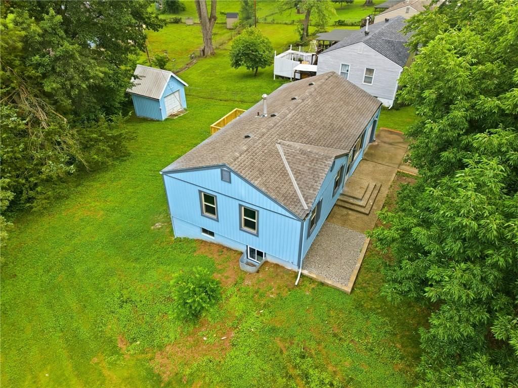 6224 Longwood Avenue — photo 41