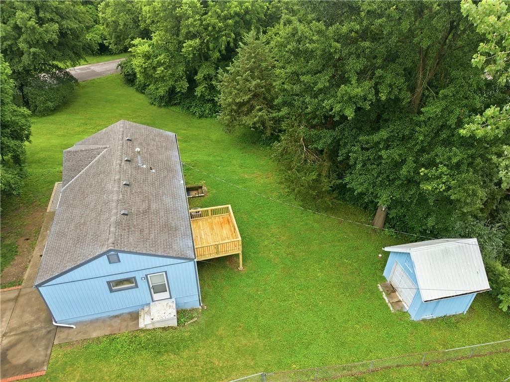 6224 Longwood Avenue — photo 46