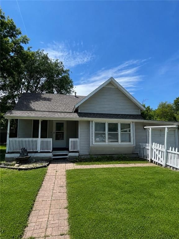 124 Gould Street — photo 17