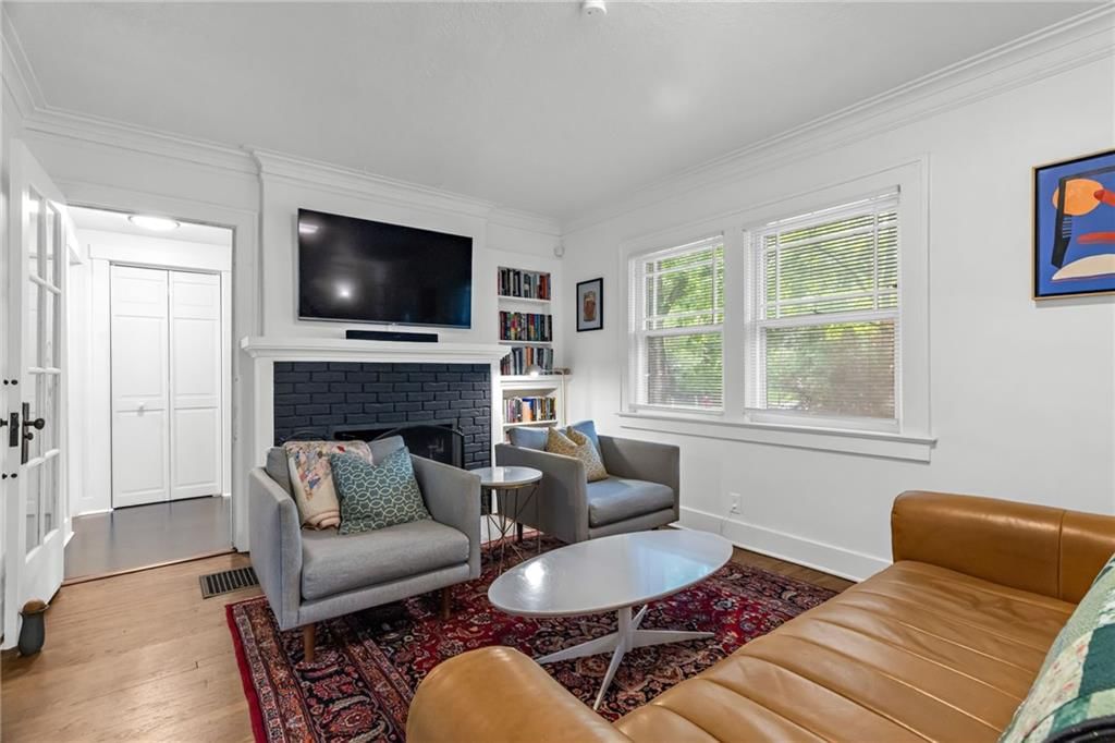 5445 Holmes Street — photo 3