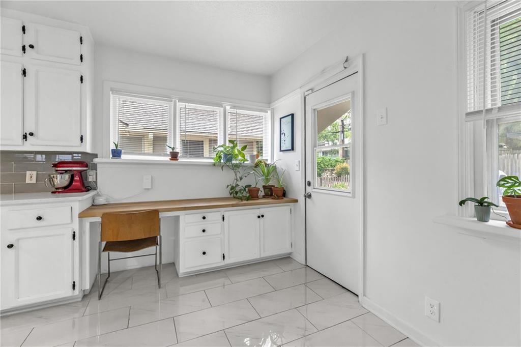 5445 Holmes Street — photo 11