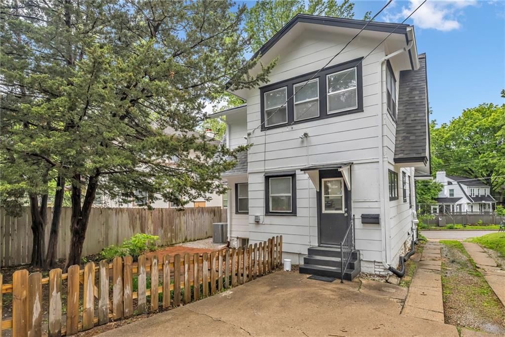 5445 Holmes Street — photo 22