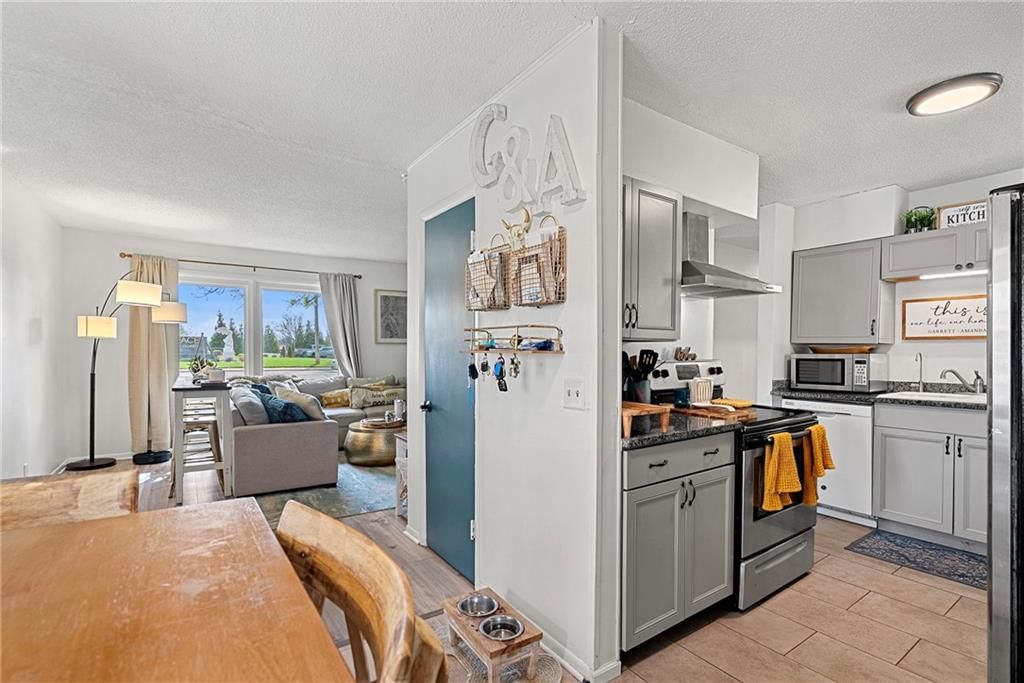 11905 W 91st Terrace — photo 10