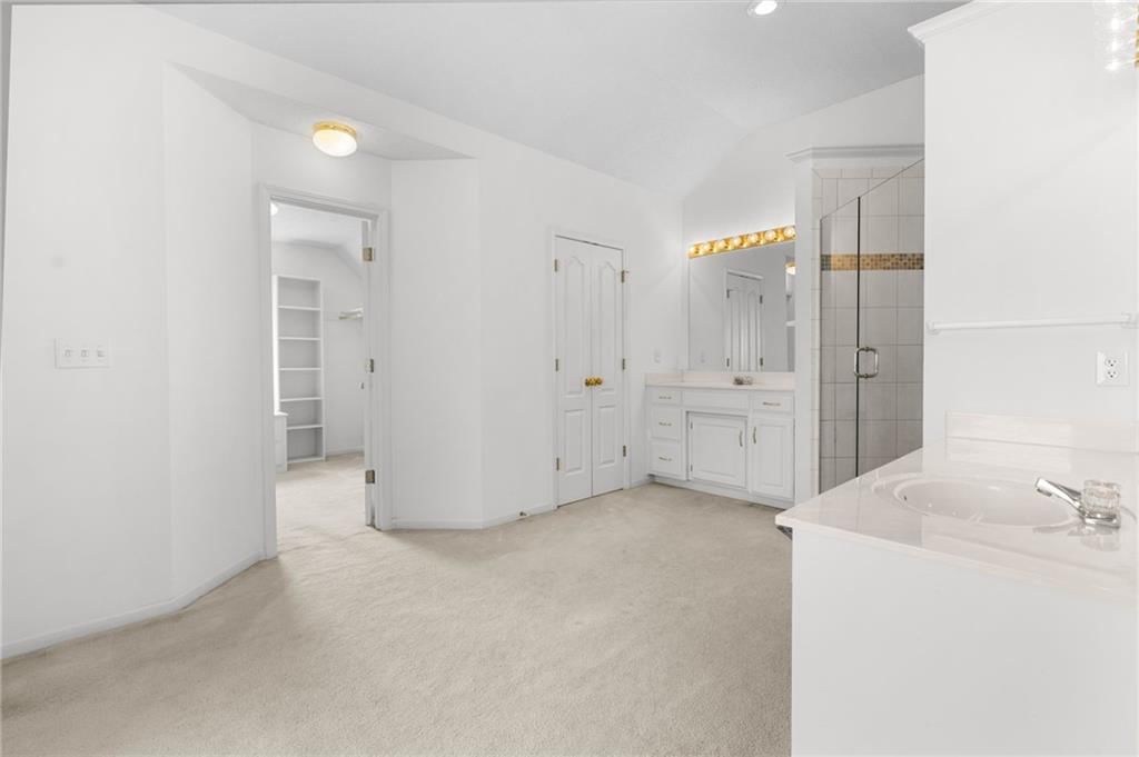 7248 Widmer Street — photo 31