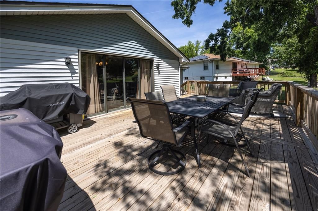 6603 N Grand Avenue — photo 24