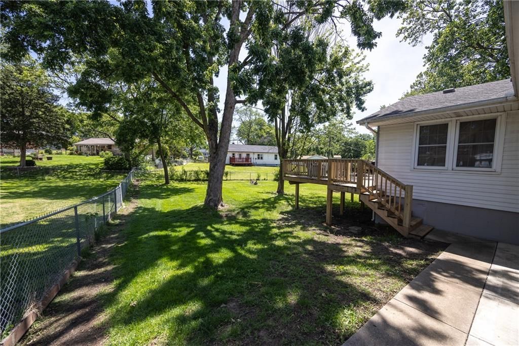 6603 N Grand Avenue — photo 27