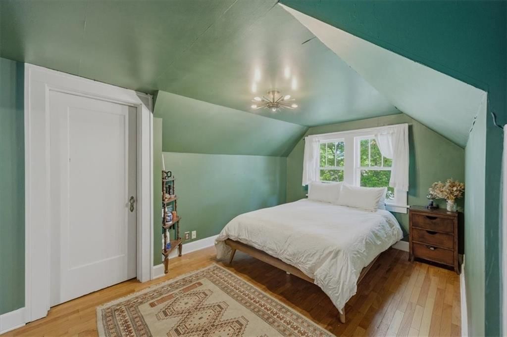 415 E 70th Street — photo 23