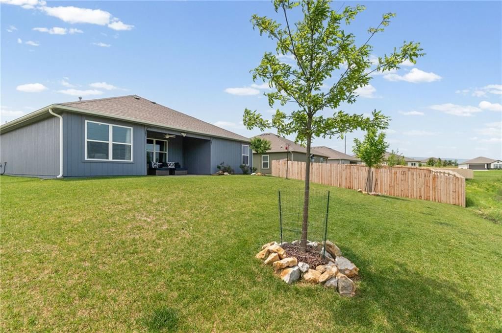 513 SE Carson Drive — photo 29
