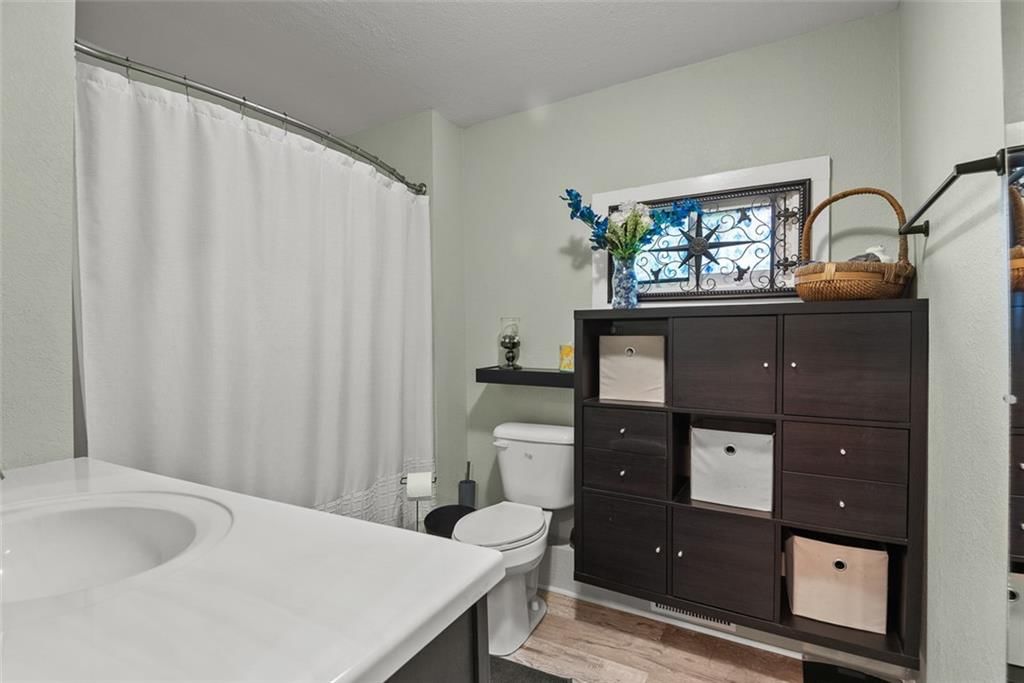431 S Poplar Street — photo 10