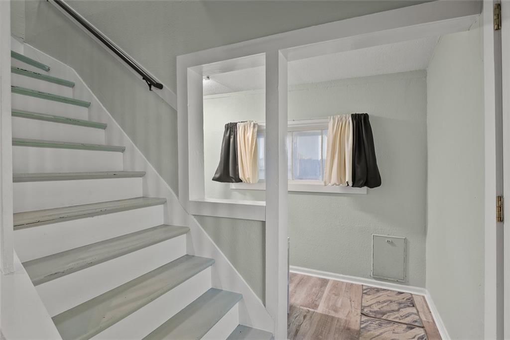 431 S Poplar Street — photo 14