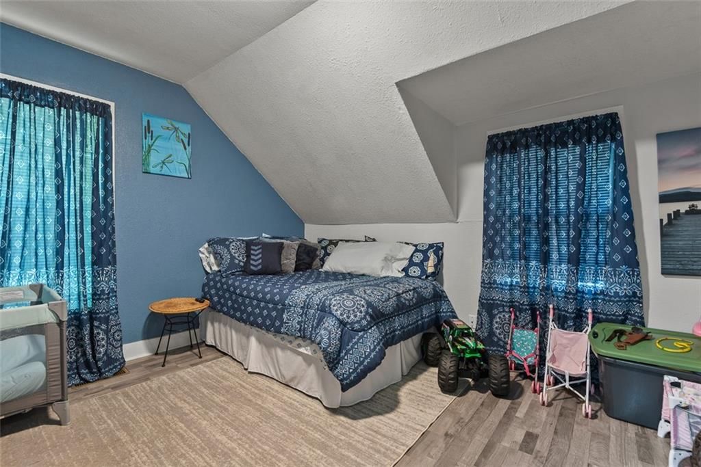 431 S Poplar Street — photo 17