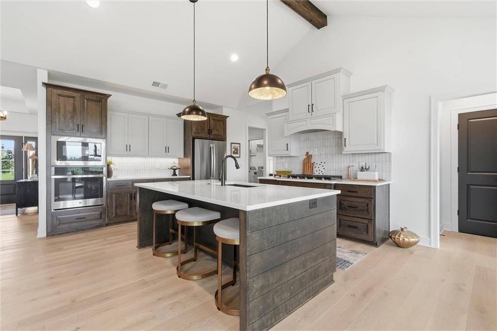 4205 NE Chapel Manor Drive — photo 10