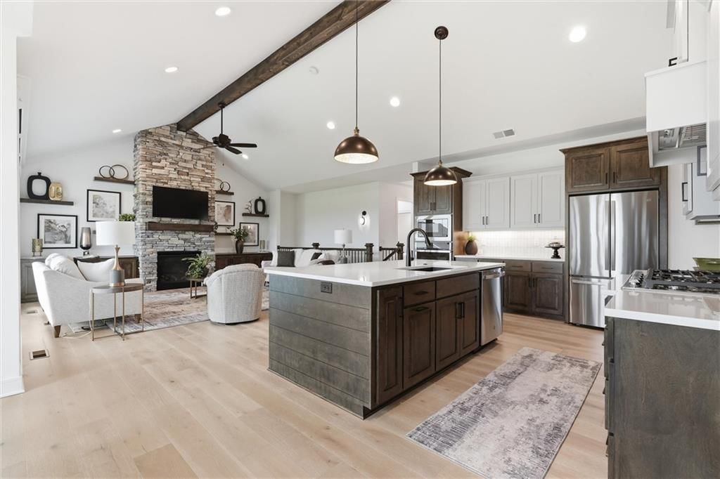 4205 NE Chapel Manor Drive — photo 11