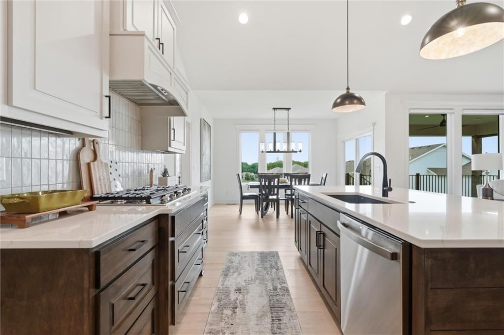 4205 NE Chapel Manor Drive — photo 12