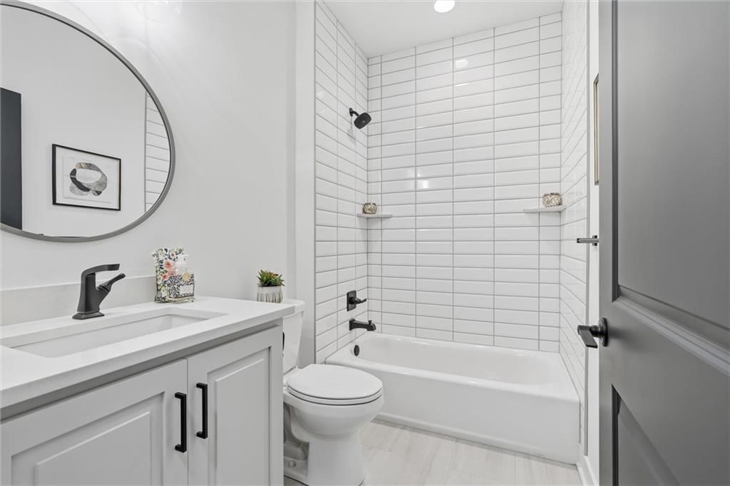 4205 NE Chapel Manor Drive — photo 19