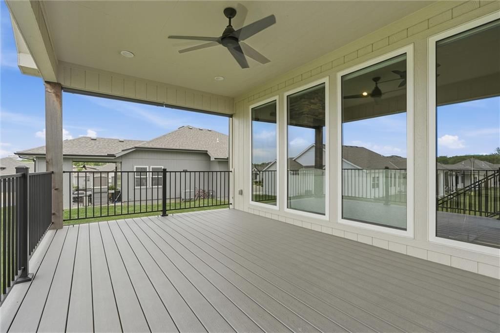 4205 NE Chapel Manor Drive — photo 46