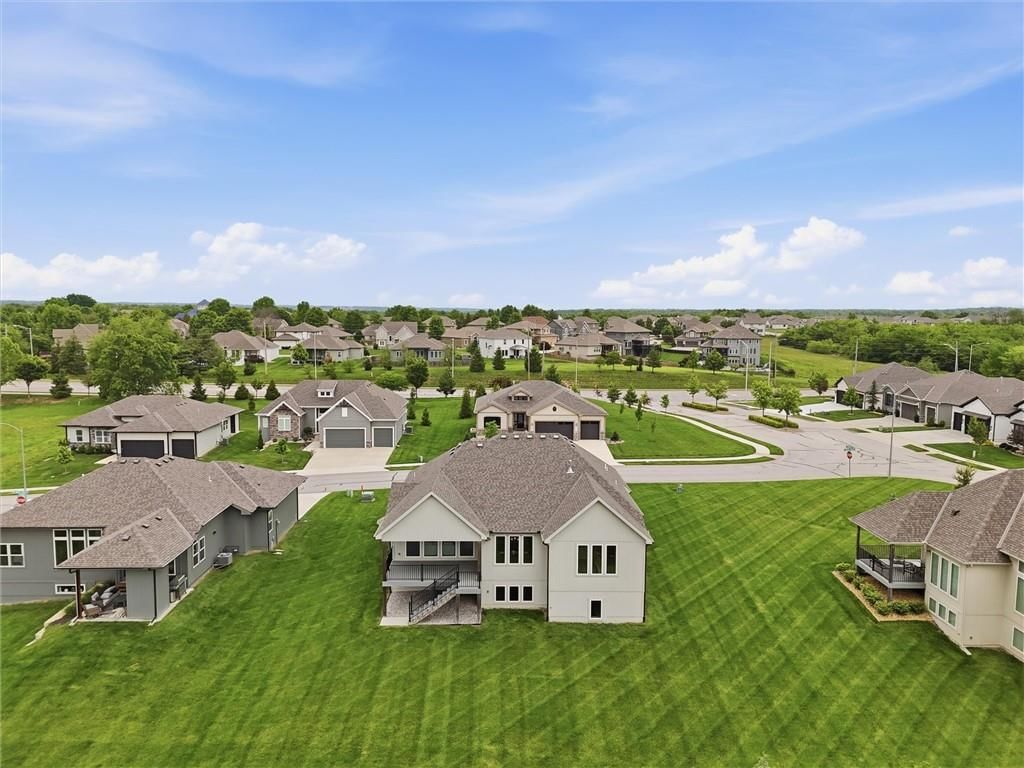 4205 NE Chapel Manor Drive — photo 53