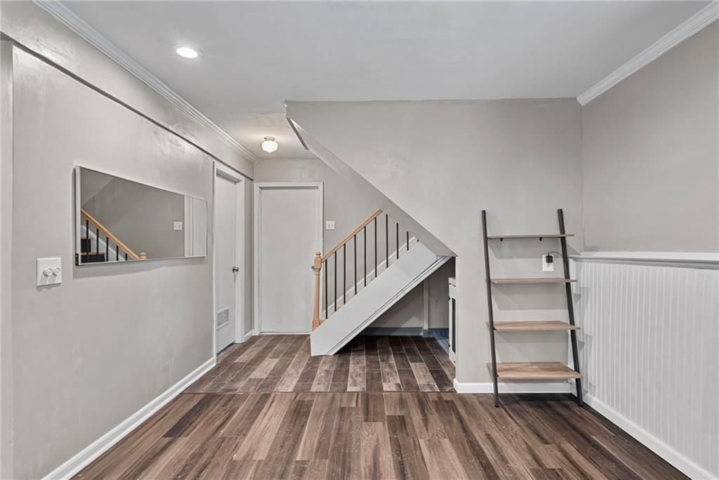 1608 E 151st Terrace — photo 14