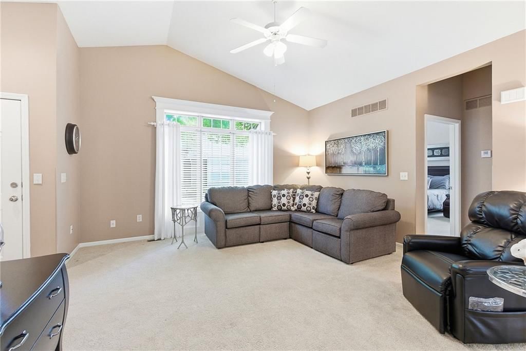 15732 S Sunset Drive — photo 8