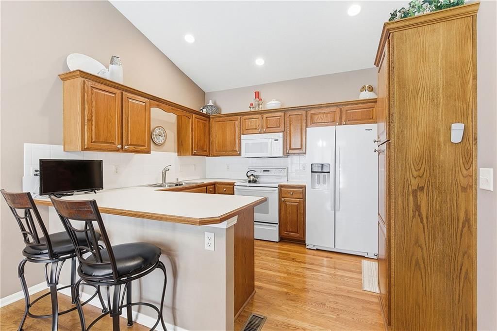 15732 S Sunset Drive — photo 15