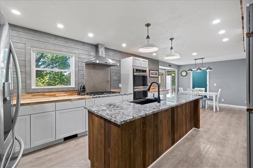 15704 Horton Lane — photo 9
