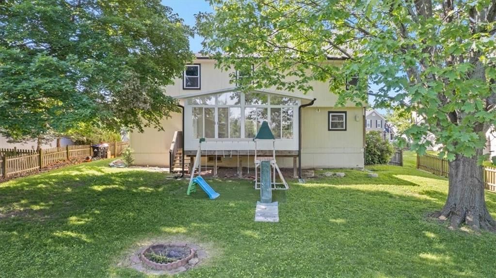 15704 Horton Lane — photo 34