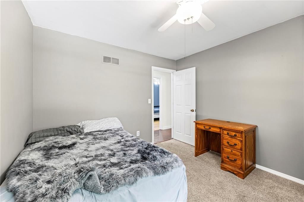 1808 SE Manor Place — photo 16