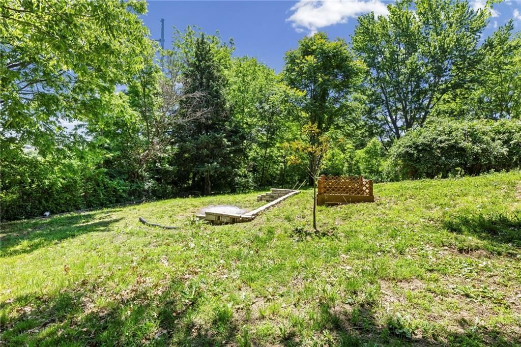1808 SE Manor Place — photo 25