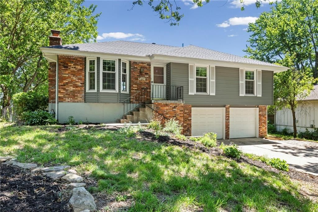 1808 SE Manor Place — photo 26