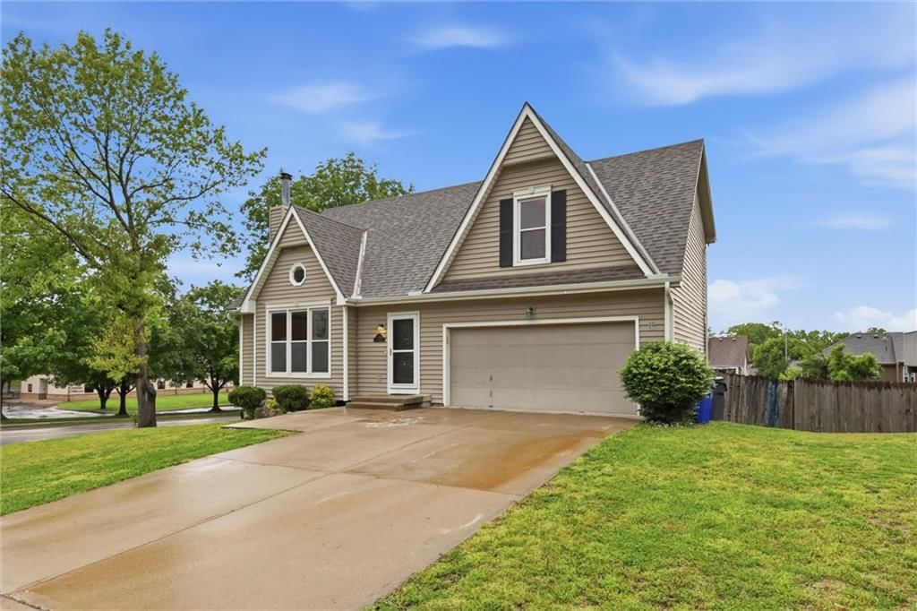 1548 W Romany Court — photo 3