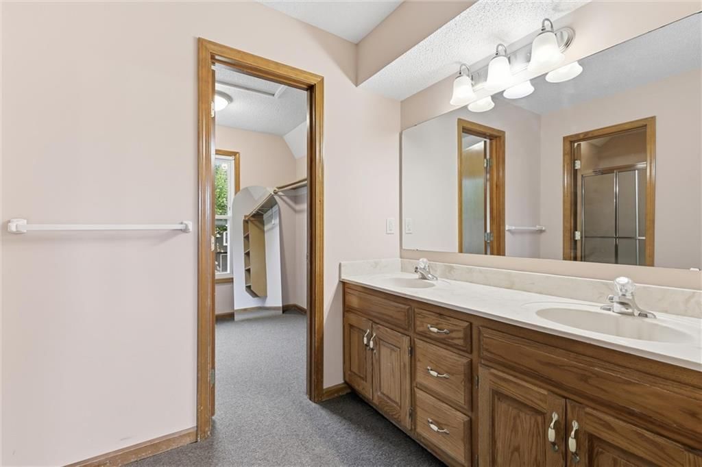 1548 W Romany Court — photo 16