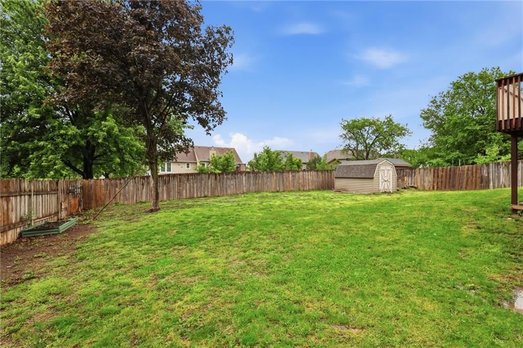1548 W Romany Court — photo 25