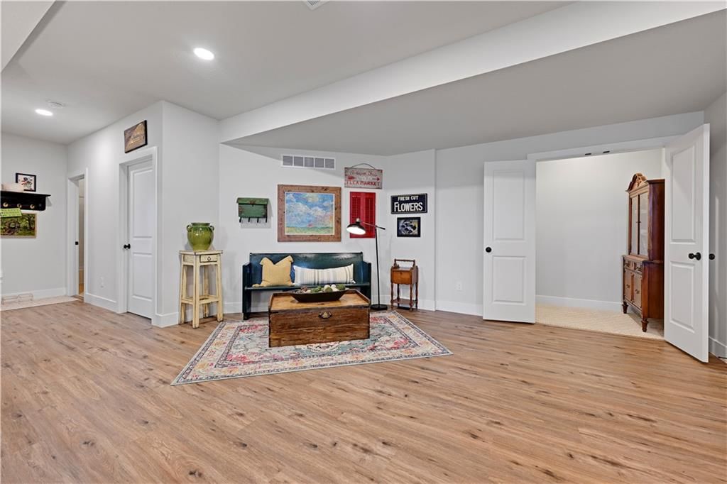 15320 W 173rd Street — photo 31