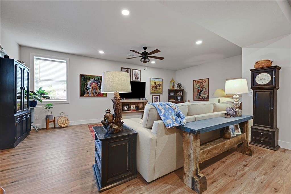 15320 W 173rd Street — photo 32