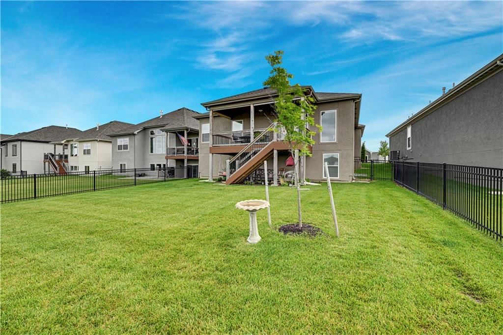 15320 W 173rd Street — photo 37