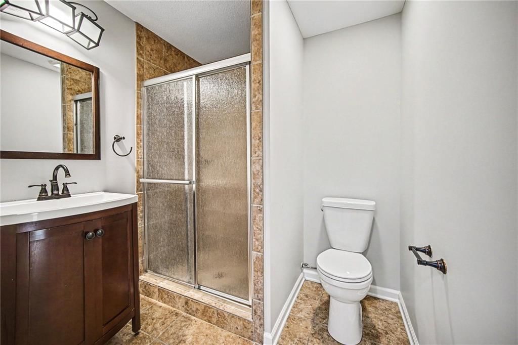 808 Creekmoor Pond Lane — photo 37