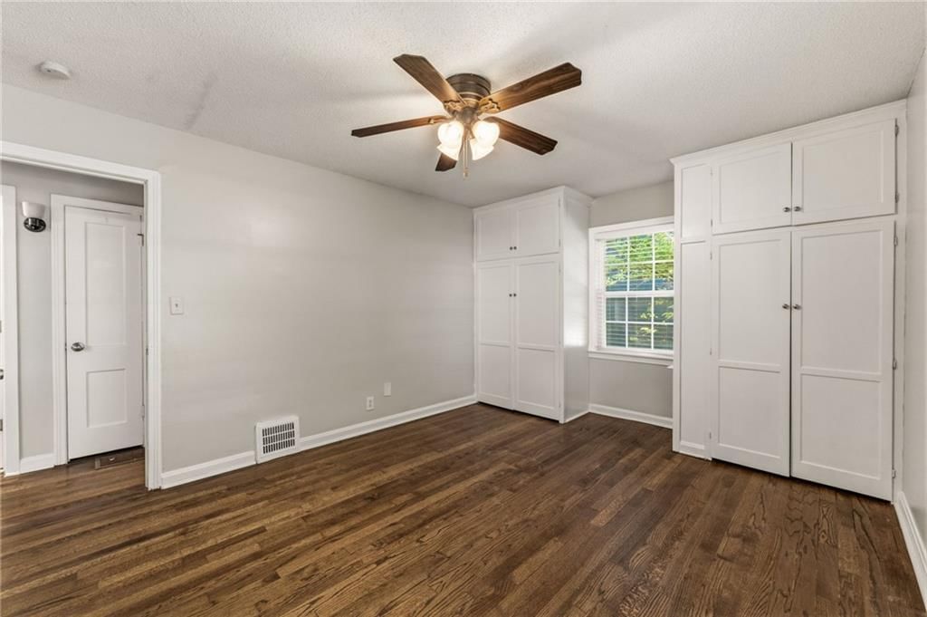 6739 Roe Avenue — photo 7