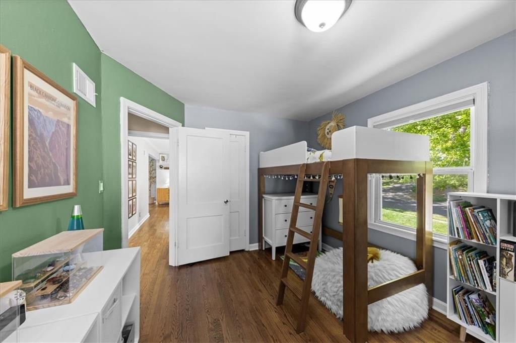 2507 W 79th Terrace — photo 13