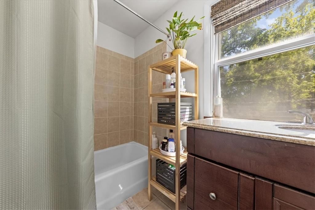 2507 W 79th Terrace — photo 23