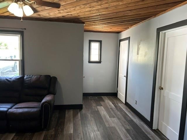3434 SE 2nd Street — photo 10