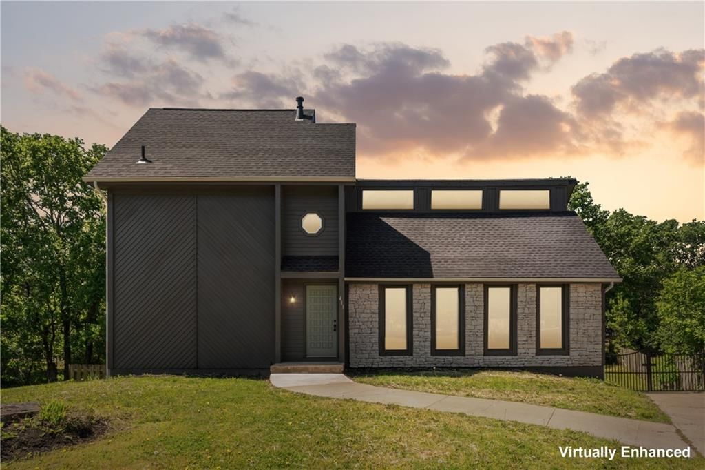 413 S Brittany Drive — photo 3