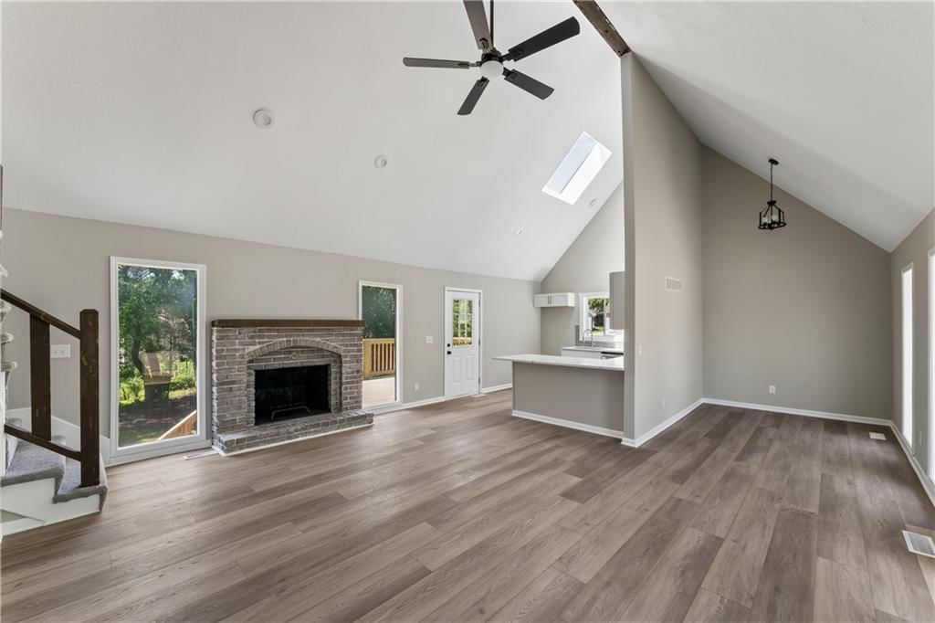 413 S Brittany Drive — photo 4
