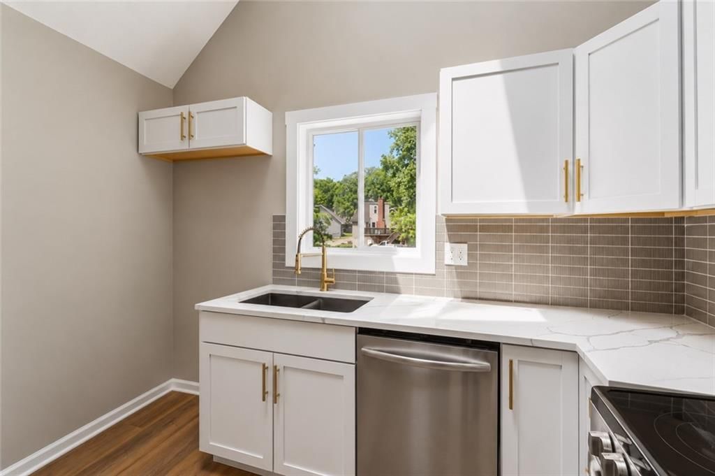 413 S Brittany Drive — photo 10