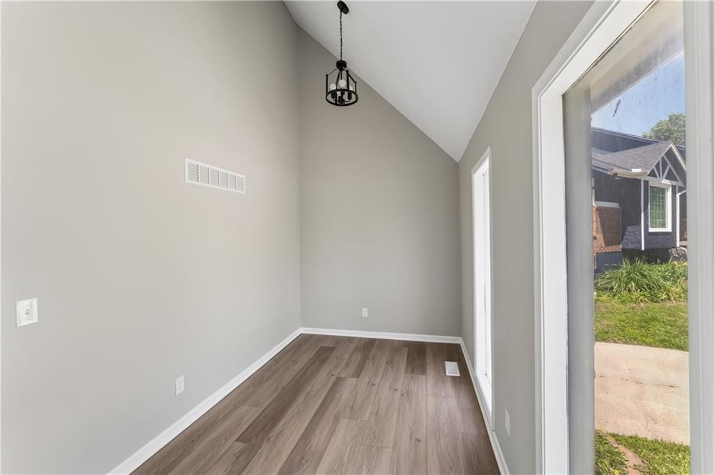413 S Brittany Drive — photo 12