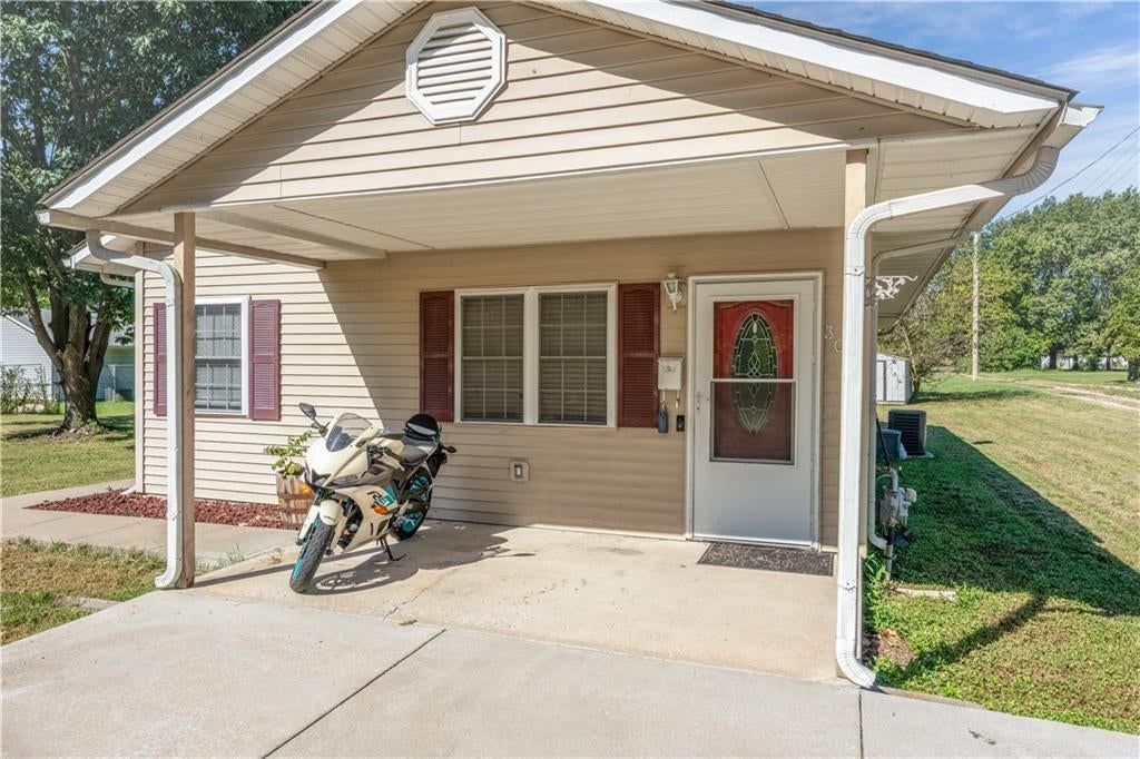 303 N Depp Avenue — photo 48