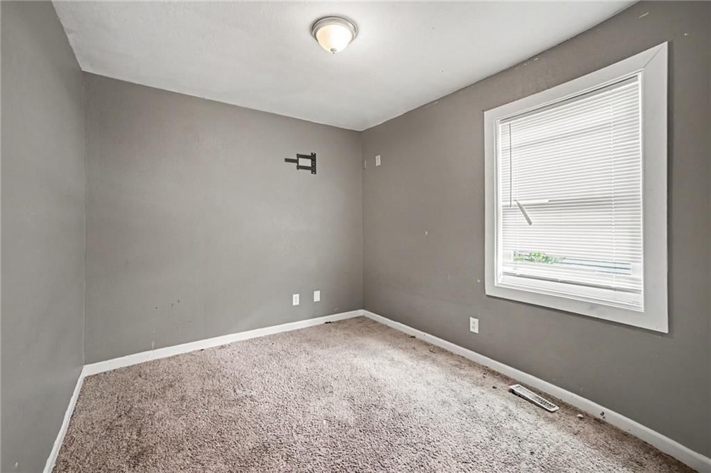 5942 Wabash Avenue — photo 12