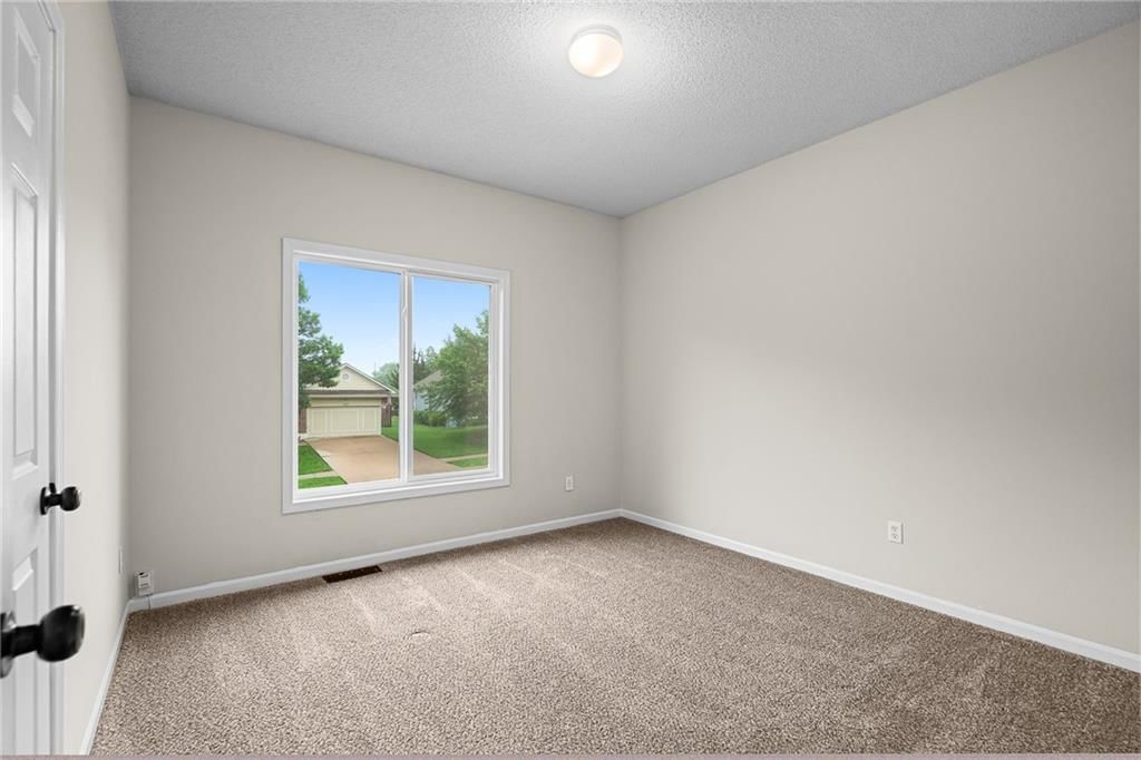 423 SW Windmill Lane — photo 29